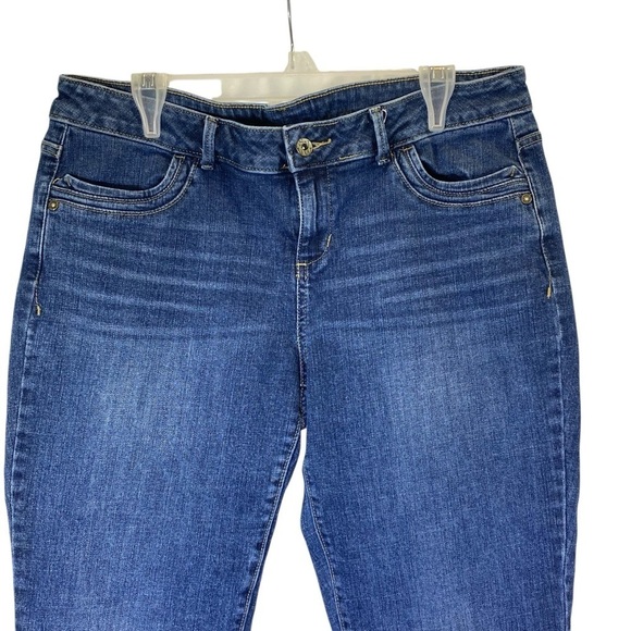 SIMPLY VERA VERA WANG Women plus size 16 straight cropped med wash Jeans midrise - Picture 2 of 7